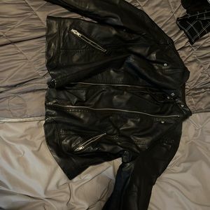 Leather jacket *fake*